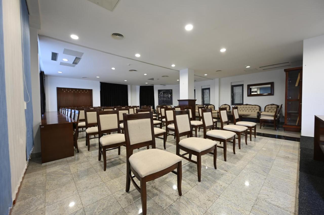 Hotel "Jkc Banja Luka" Экстерьер фото