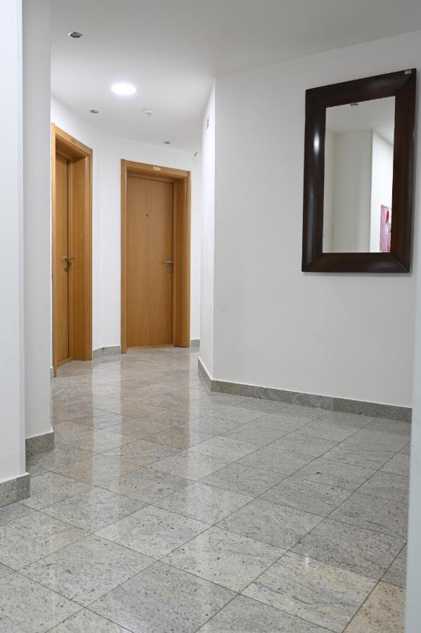 Hotel "Jkc Banja Luka" Экстерьер фото